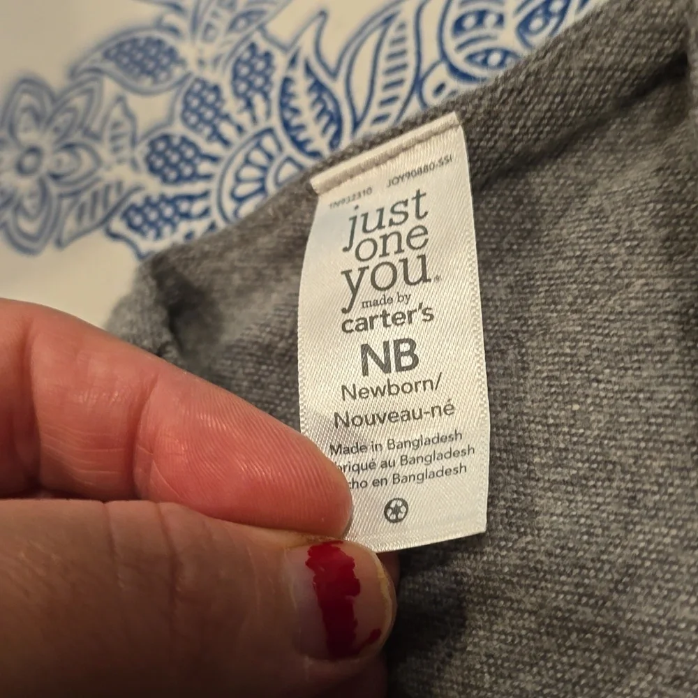 ❤️10/$13 Nwot carter's gray dressy vest